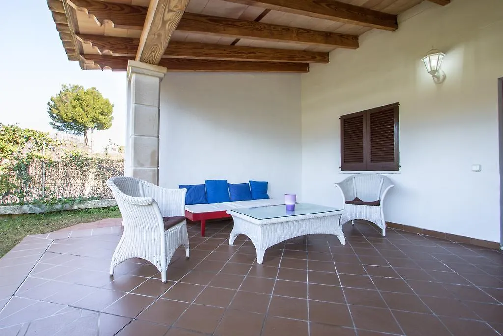 Holiday home Chalet Falco With Private Pool And Garden Spain